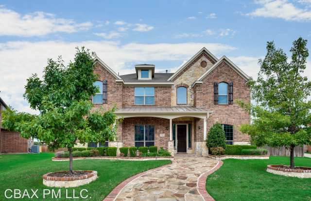 7925 Aspermont Drive Gallery 2