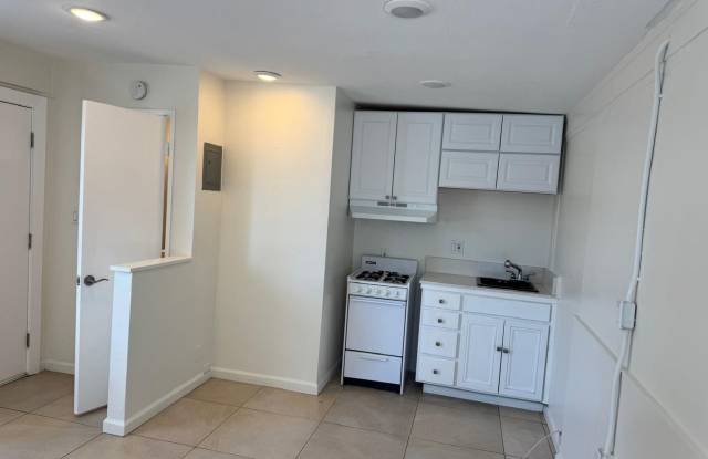 3622.1 E Vly Prkwy 601;Esco 92025 - 601 East Valley Parkway, Escondido, CA 92025