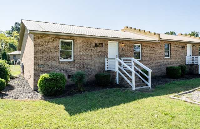 Updated Two Bedroom Home Gallery 4