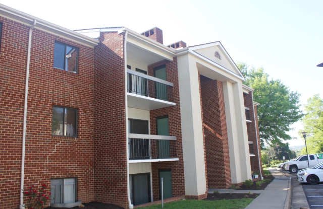 Great 2 BR-2BA Condo for rent! 1034-1 Blue Ridge Dr. photos photos
