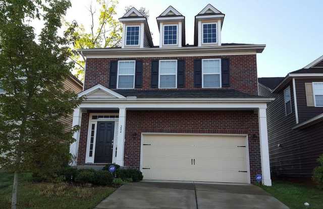 4Bed/2.5Bath 26700 sq ft home located in Wellesley photos photos