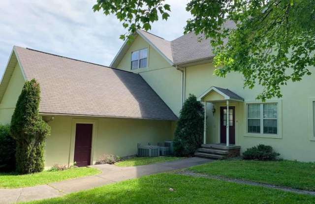 598 Tyrone Road Gallery 2