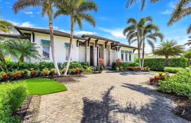 425 Harbour Dr Gallery 4
