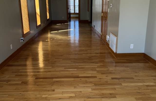 504 Bellefontaine Avenue photos photos