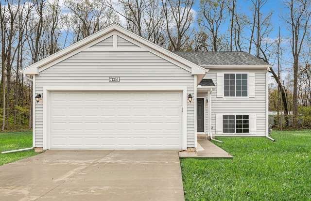 2411 Richardson Court photos photos