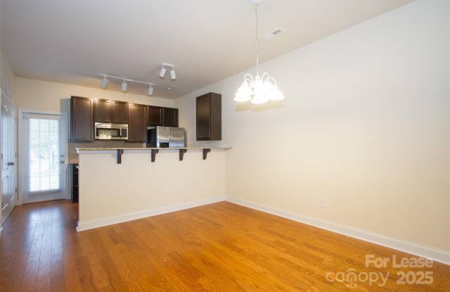 4737 Johnston Oehler Road Gallery 3