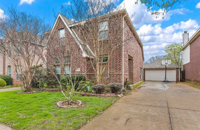 203 Patriot Lane - 203 Patriot Lane, Euless, TX 76040