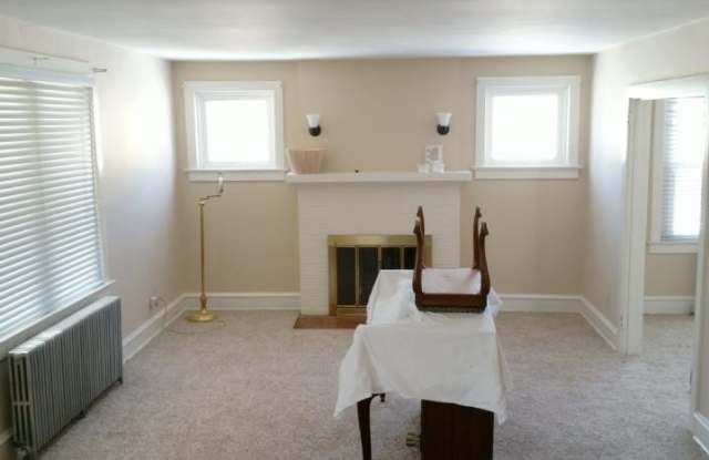 329 N MAIN Street Gallery 2