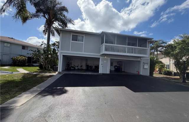 3284 Royal Canadian Trace unit: 3 photos photos