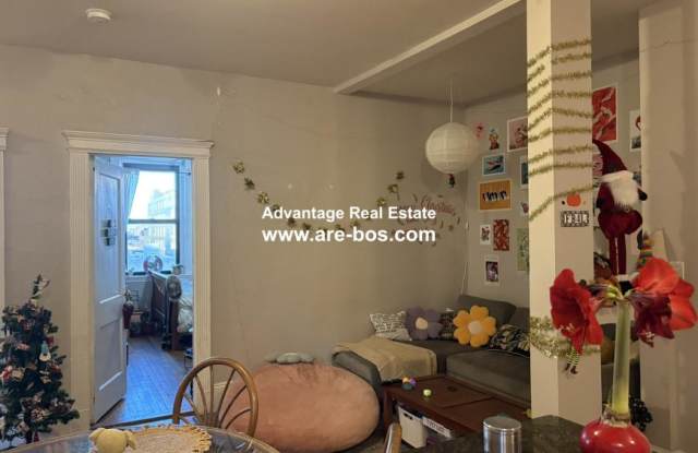 1056 Commonwealth Ave. Gallery 3