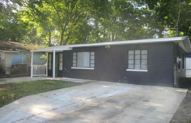 3326 ROSSELLE ST Gallery 2