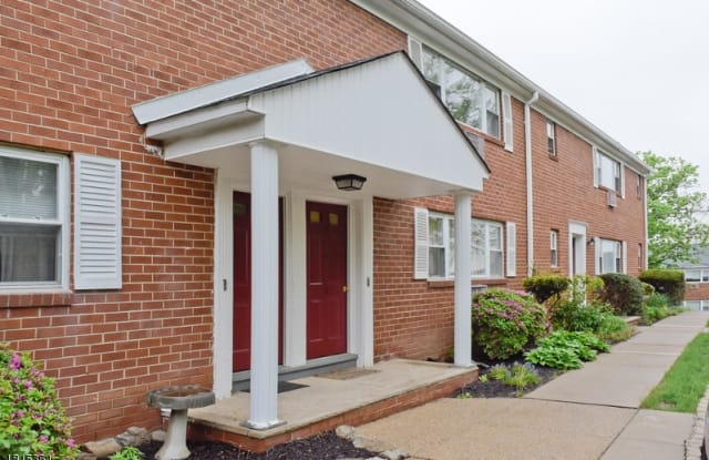 2467 ROUTE 10 - 2467 Rt 10 West, Morris County, NJ 07869