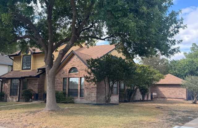Spacious Pflugerville Home with Main-Level Primary Suite & Detached Garage Gallery 4