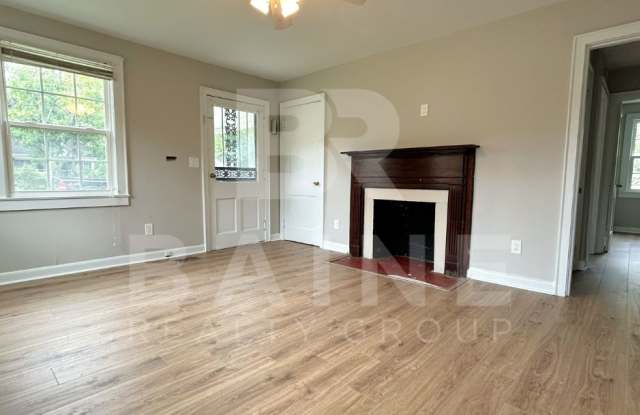 2131 Woodbine Avenue Gallery 2