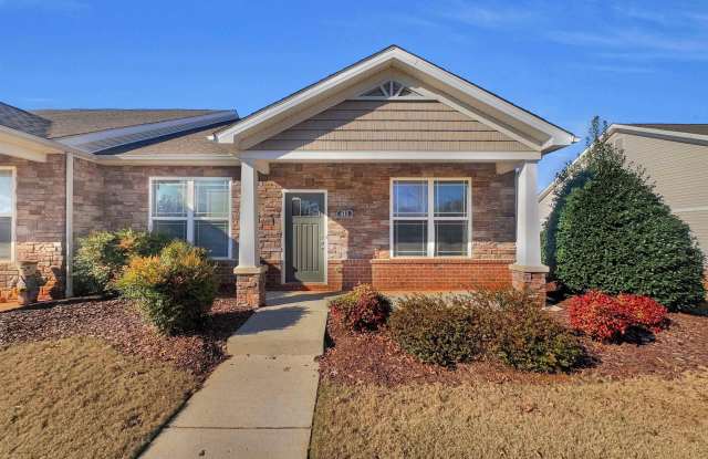 411 Promenade Dr SW photos photos