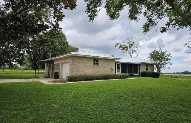 18228 KIRK ISLAND Lane Gallery 3