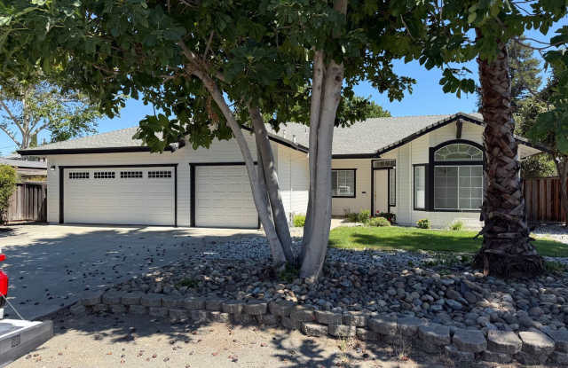SINGLE STORY 3 BED/2 BATH IN CONCORD! photos photos