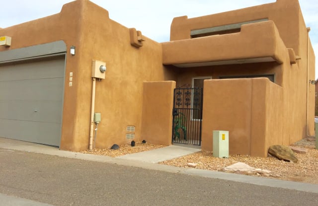 870 Southeast Cir NW - 870 Southeast Circle Northwest, Albuquerque, NM 87104 870 Southeast Cir NW - 870 Southeast Circle Northwest, Albuquerque, NM 87104