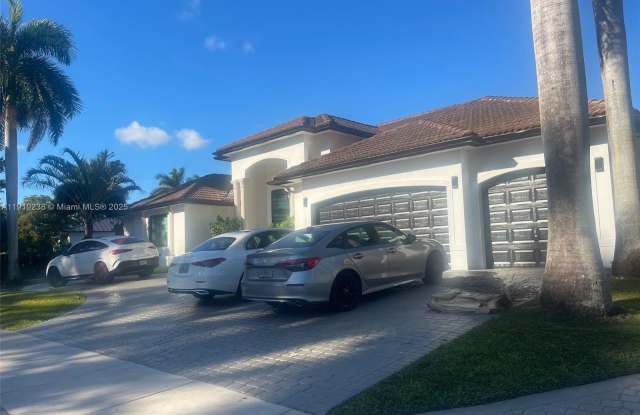 8775 SW 164th St photos photos