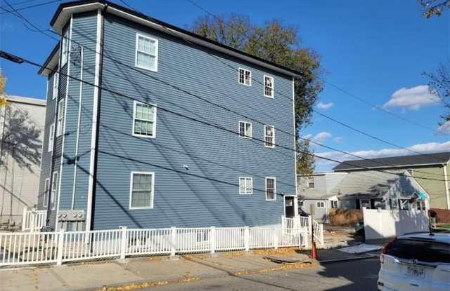 653 Douglas Avenue Gallery 2