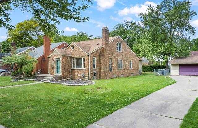 1121 N Lafayette Street - 1121 North Lafayette Street, Dearborn, MI 48128