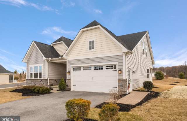 143 HOOD FARM DRIVE photos photos
