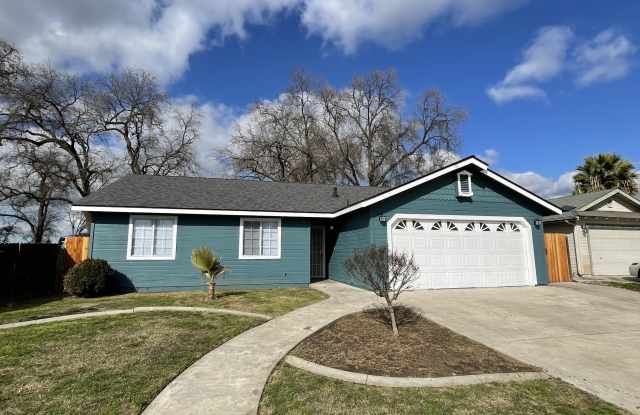 2800 E. Valley Oaks Dr. - 2800 East Valley Oaks Drive, Visalia, CA 93292