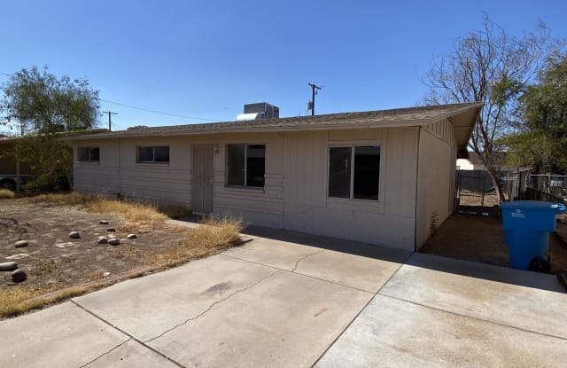 1332 E LA SALLE Street - 1332 East La Salle Street, Phoenix, AZ 85040