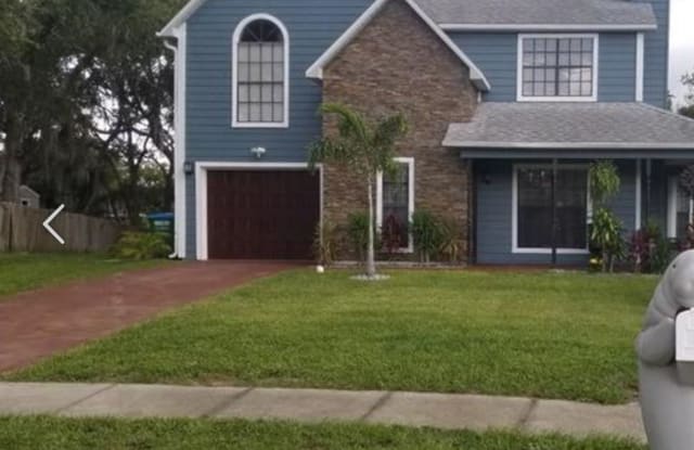 2057 Hillview Circle - 2057 Hillview Circle, Deltona, FL 32738