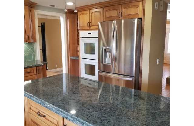 26075 Ramjit Court Gallery 3