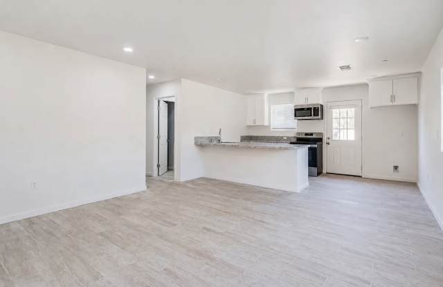 216 East Belle Avenue photos photos