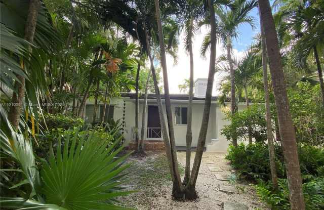 350 Hibiscus Dr photos photos