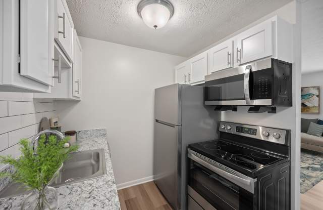Woodridge Apartments Gallery 3