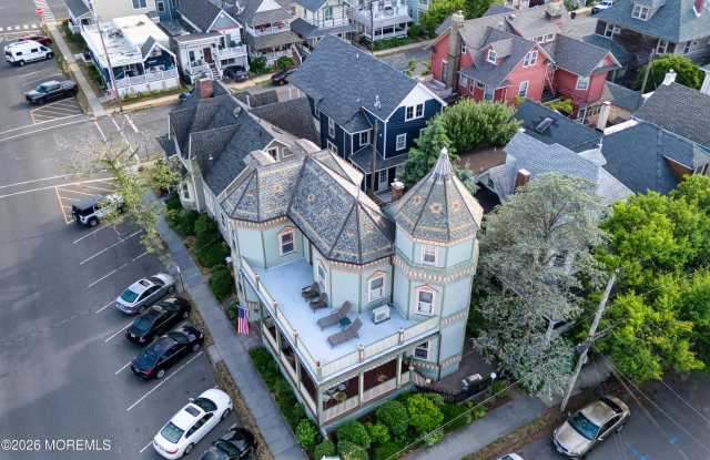 44 Webb Avenue Gallery 2