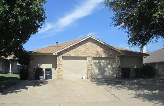 8533 Gatlinburg Dr - 8533 Gatlinburg Drive, Fort Worth, TX 76123