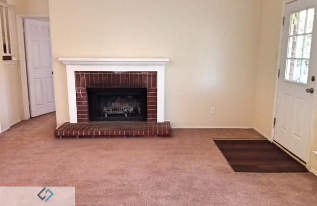 1605 Caplin Drive Gallery 3