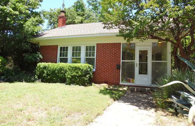 2222 Irwin - 2222 Irwin Street, Fort Worth, TX 76110