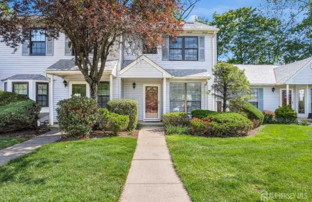 1405 Maplecrest Road photos photos