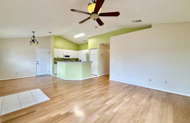 6807 Kingston Dr Gallery 4