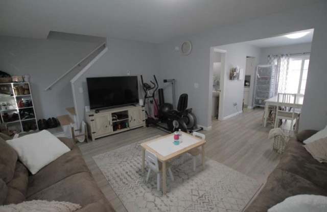 614 Main St #1 - 614 Main Street, Old Town, ME 04468 614 Main St #1 - 614 Main Street, Old Town, ME 04468