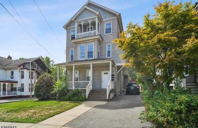 141 Walnut St photos photos
