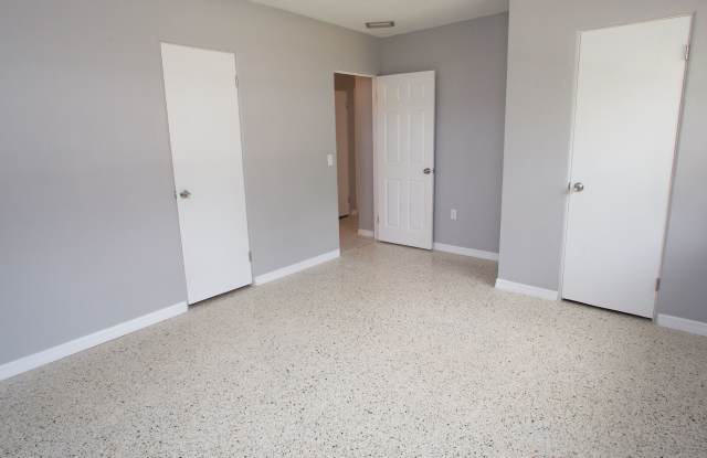 1122 Angle Road Gallery 4