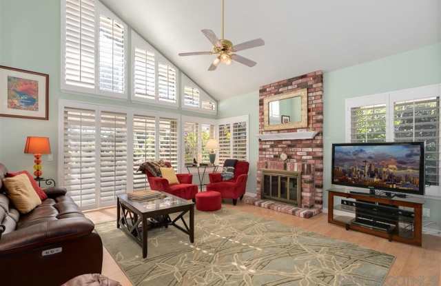 Beautiful 3-Bedroom Home Near Shadowridge Golf Course Gallery 3