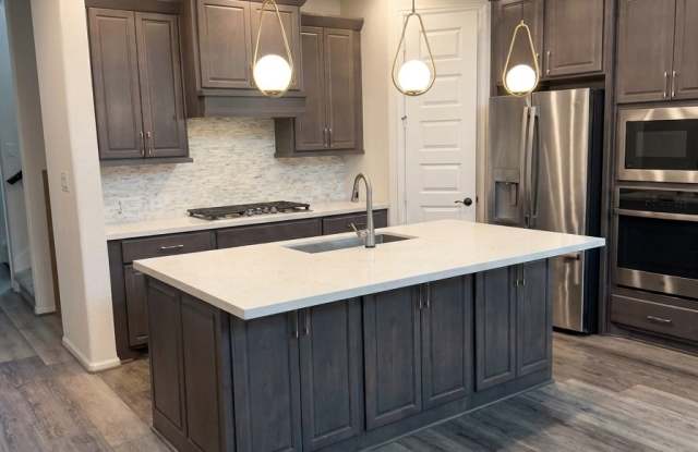 1017 Birchbrooke Dr photos photos