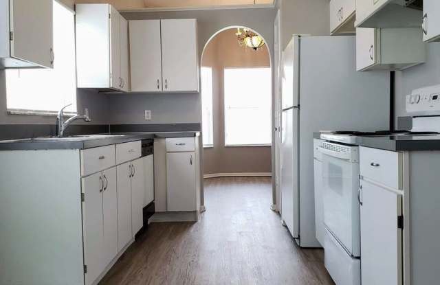 1904 River Park Blvd. Gallery 2