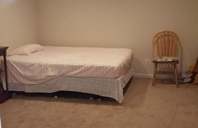 7755 Glade Ct Gallery 2