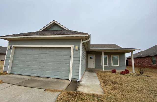 3 Bed 2 Bath 2 Car Garage in  Plaza Towers Neighborhood! Don't Miss This Gem! photos photos