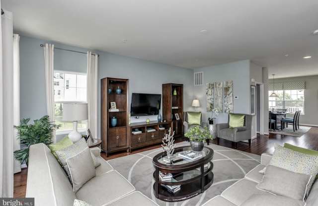 8603 CROOKED TREE Lane Gallery 2