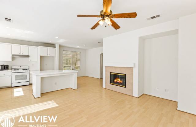 Bright  Spacious 3-Bedroom 2.5 Bath Home in Gated Oak Creek Community photos photos