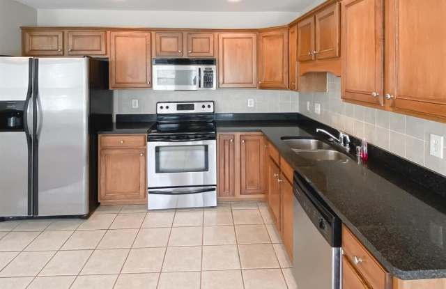 2221 Reserve Court Gallery 3
